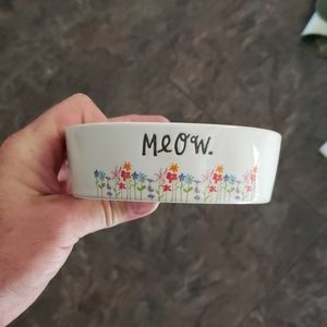 Beautiful Rae dunn cat dish